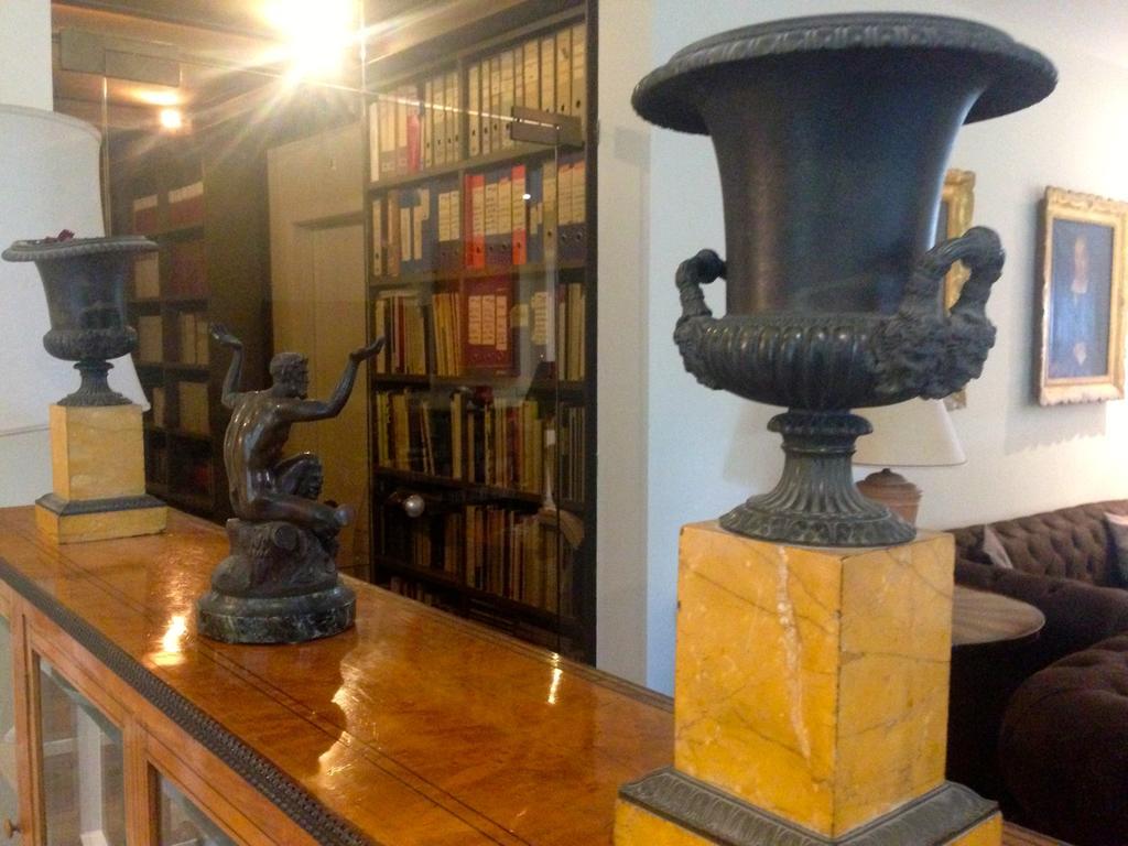 วิลลา อับบาแมร์ Bed & Breakfast โกรตาเฟราตา ภายนอก รูปภาพ