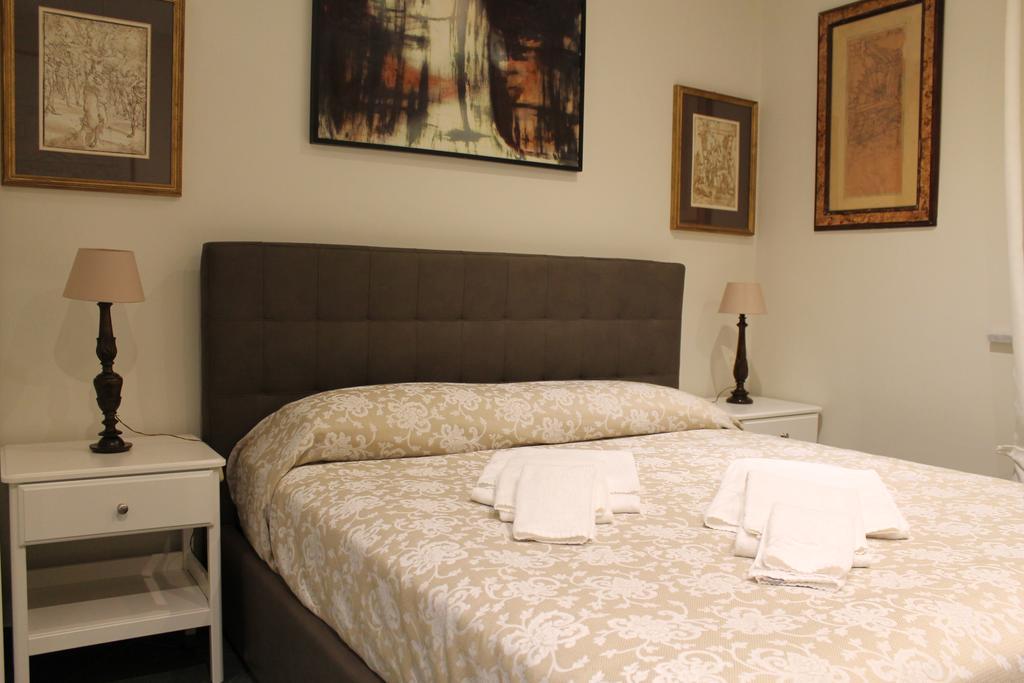 วิลลา อับบาแมร์ Bed & Breakfast โกรตาเฟราตา ภายนอก รูปภาพ