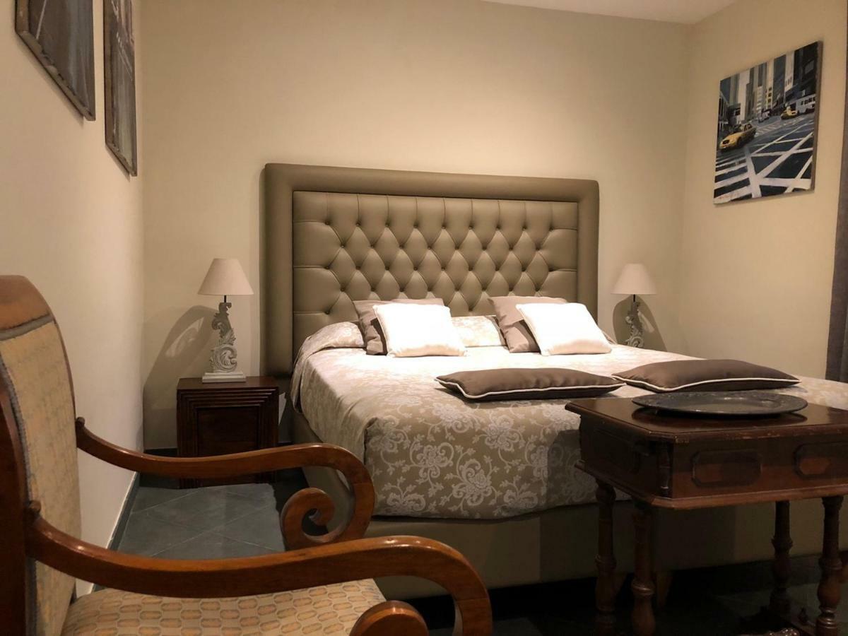 วิลลา อับบาแมร์ Bed & Breakfast โกรตาเฟราตา ภายนอก รูปภาพ