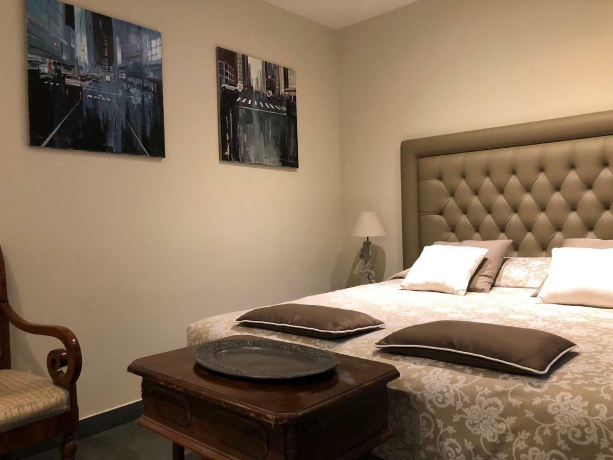 วิลลา อับบาแมร์ Bed & Breakfast โกรตาเฟราตา ภายนอก รูปภาพ